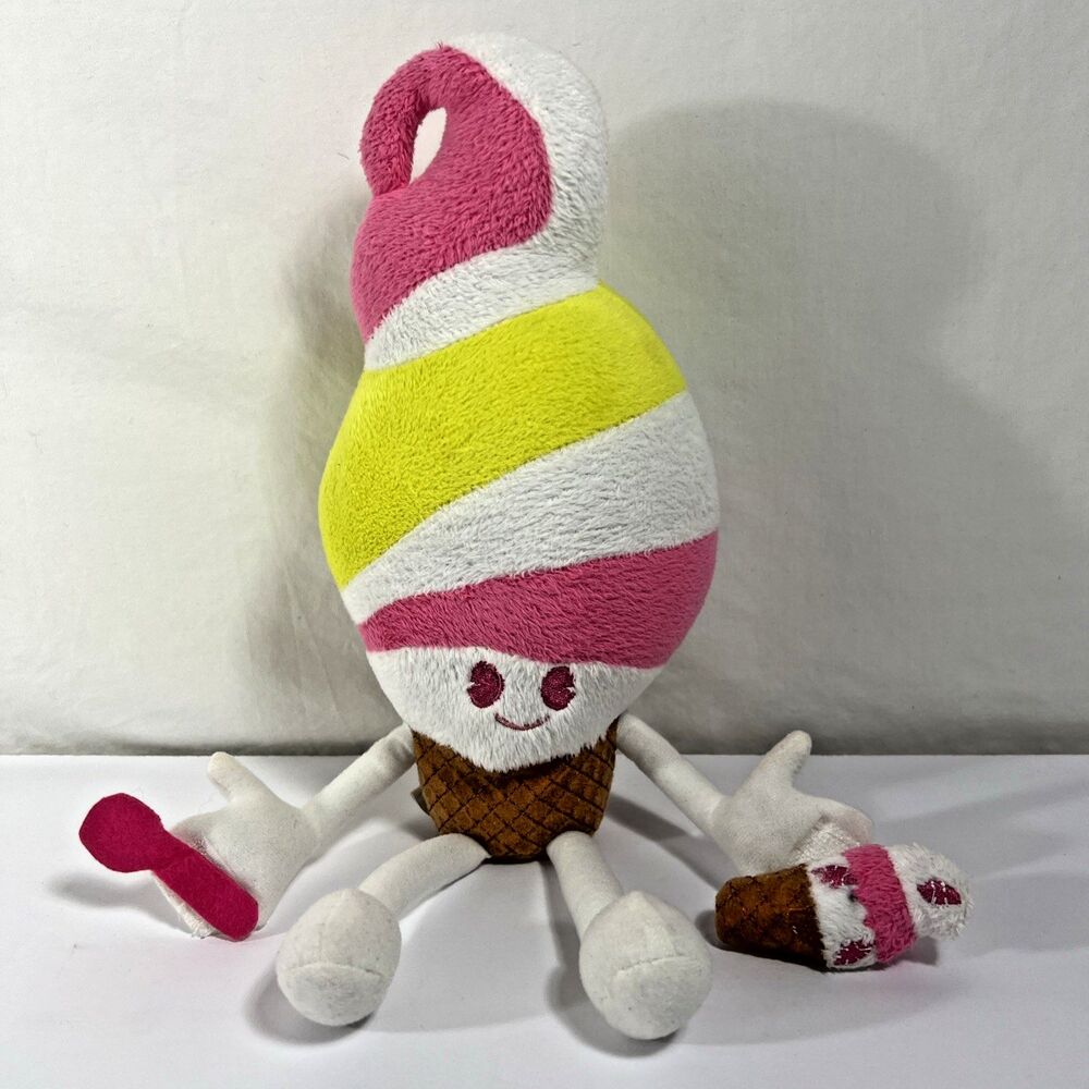 Menchies - Frozen Yogurt - Plush Stuffed Animal - Mascotte - Menchies China